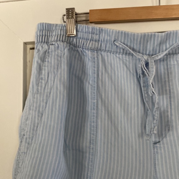 Light blue jogger style pant - Picture 2 of 4